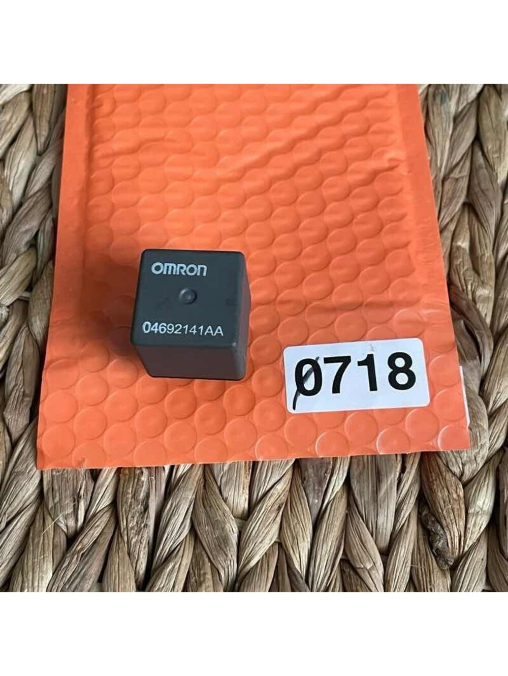✅Omron 4 Pin Relay 04692141AA for Chrysler Dodge Jeep Multi-Use #️⃣718